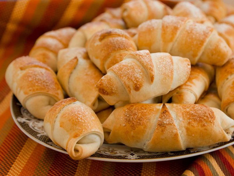Dinner Rolls from a Popping Can