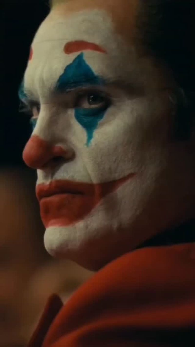 Arthur Fleck Shatters the Talk Show in Joker (2019)