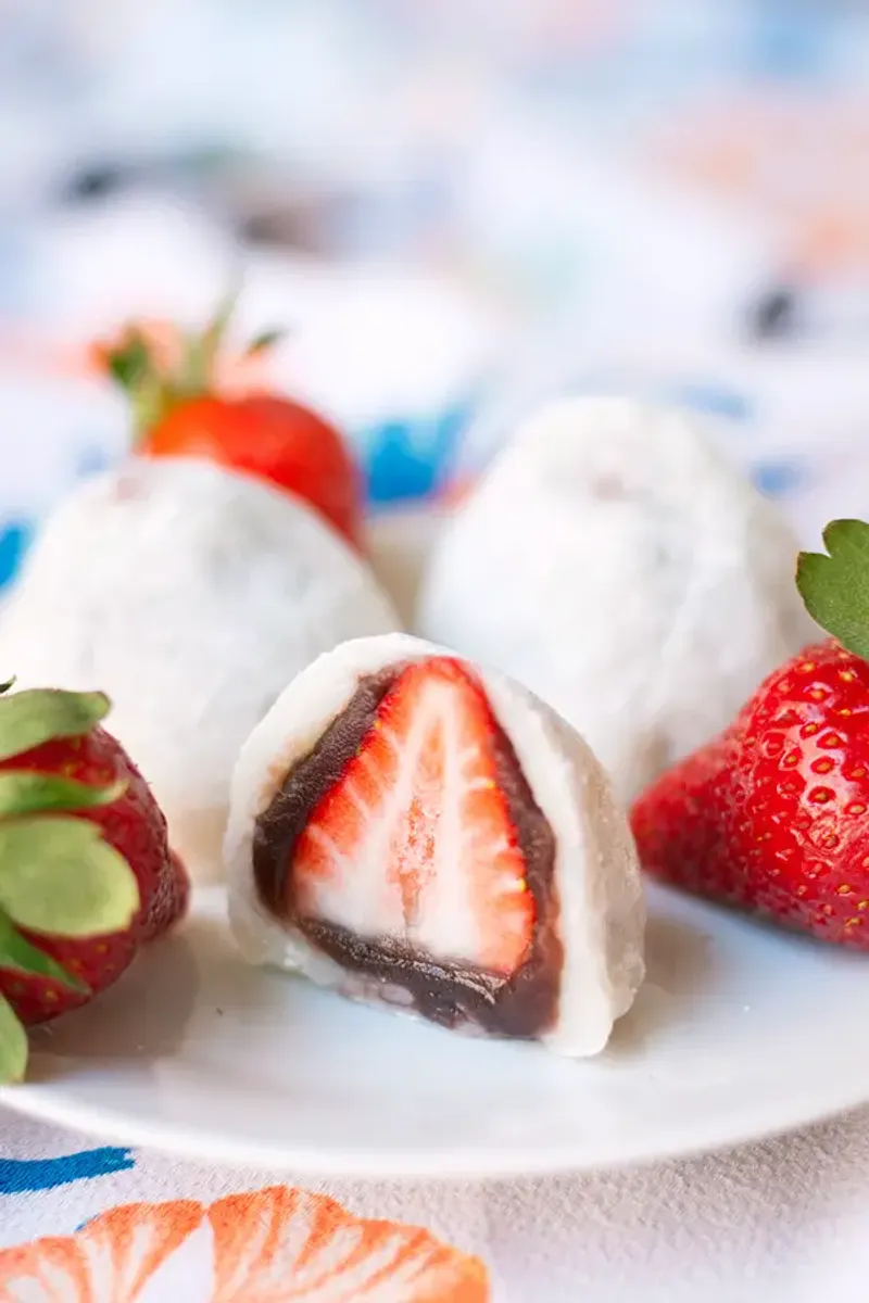 Mochi Daifuku with a Surprise