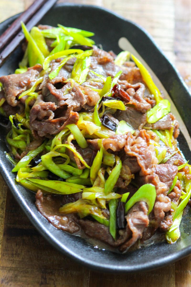 Stir-Fried Leeks with Beef