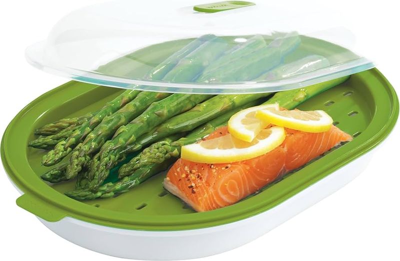 Steamed Salmon with Veggies