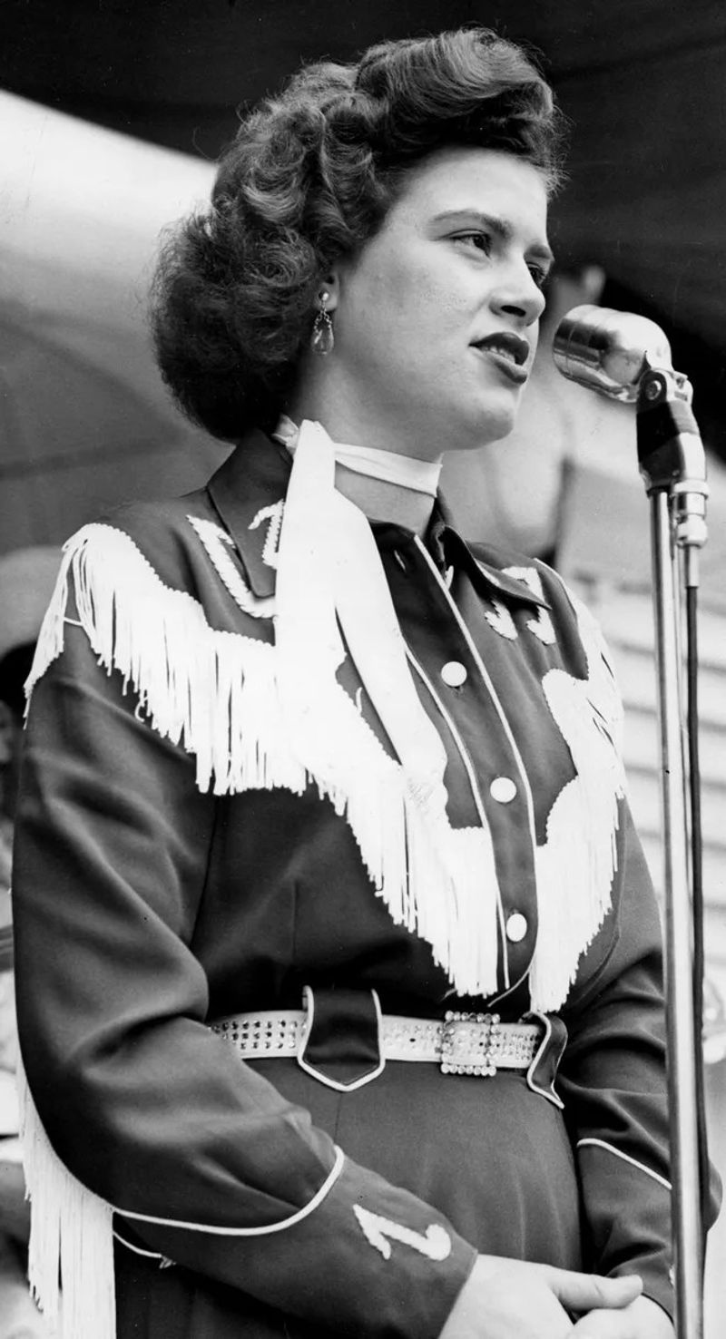 Patsy Cline: A Voice That Crossed Boundaries