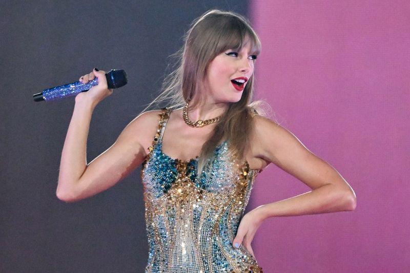 Cruel Summer - Taylor Swift's Delayed Summer Smash