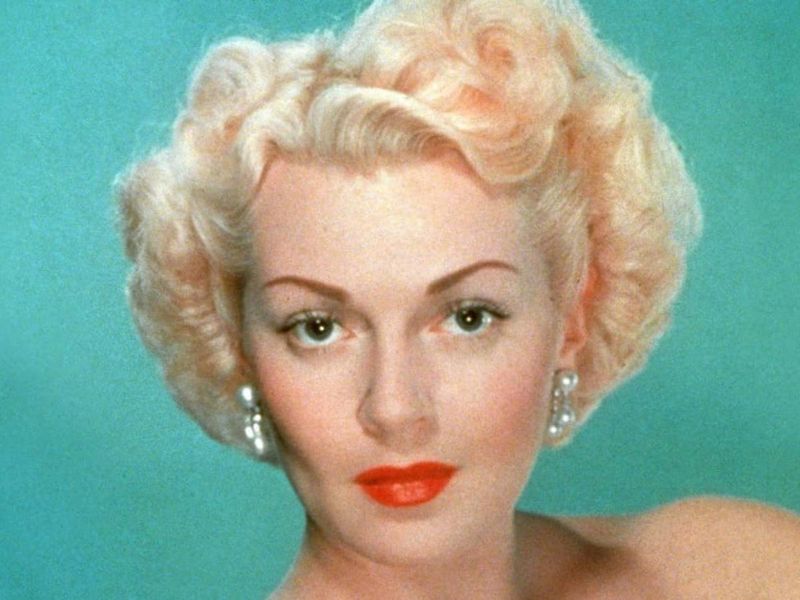 Lana Turner: Screen Fame and Eight Weddings
