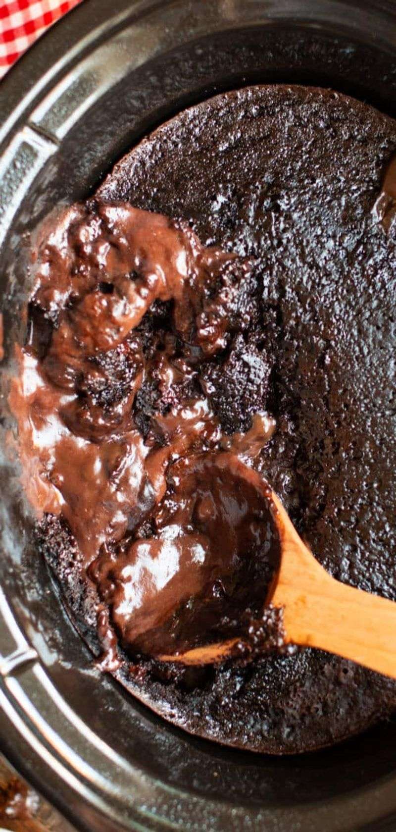 Slow Cooker Chocolate Cake