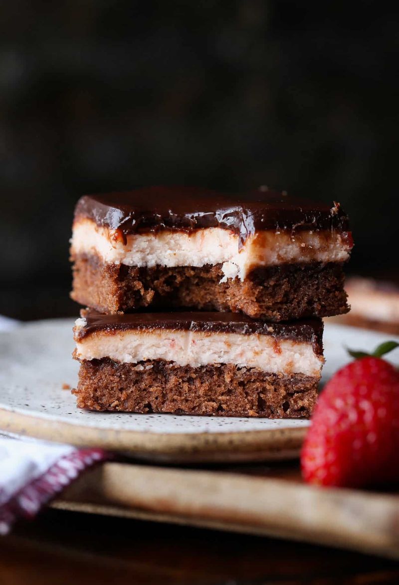 Strawberry Cream Middle