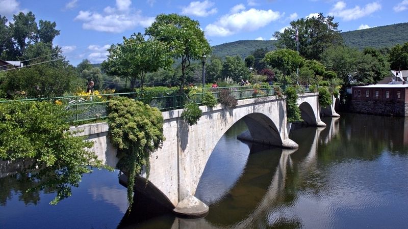 Shelburne Falls, Massachusetts: A Garden Above the River
