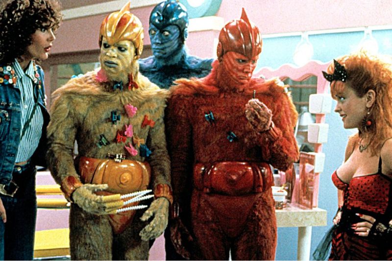 Earth Girls Are Easy (1988): Cosmic Comedy in Neon Colors