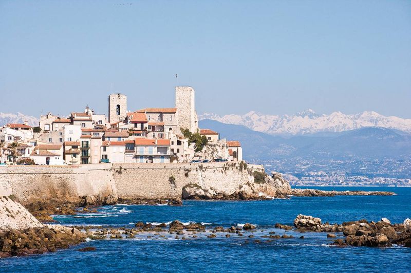 Antibes: Sea Walls and an Artist’s View