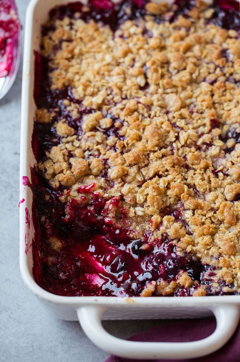 Easy Berry Crumble