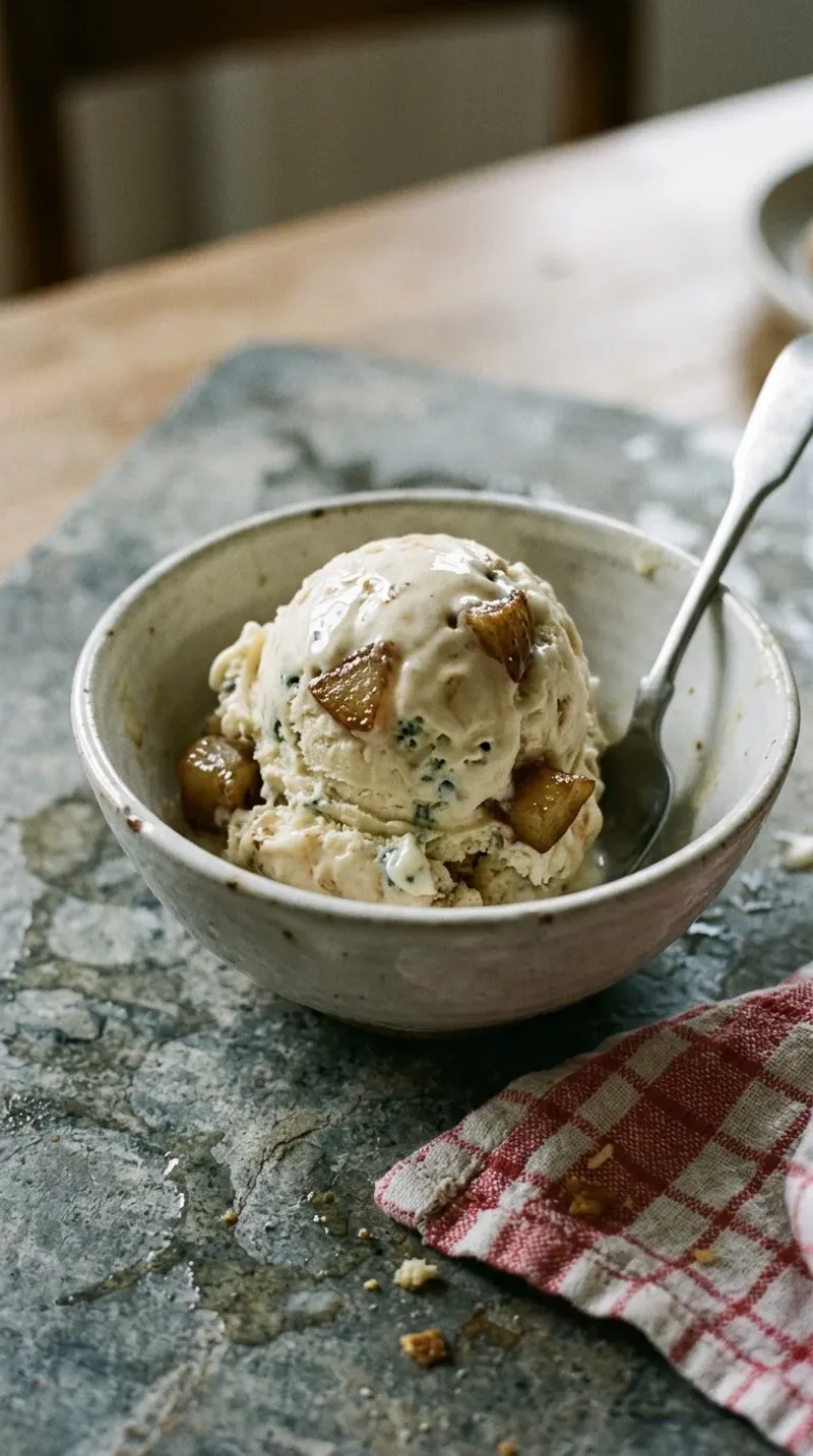 Gorgonzola and Pear