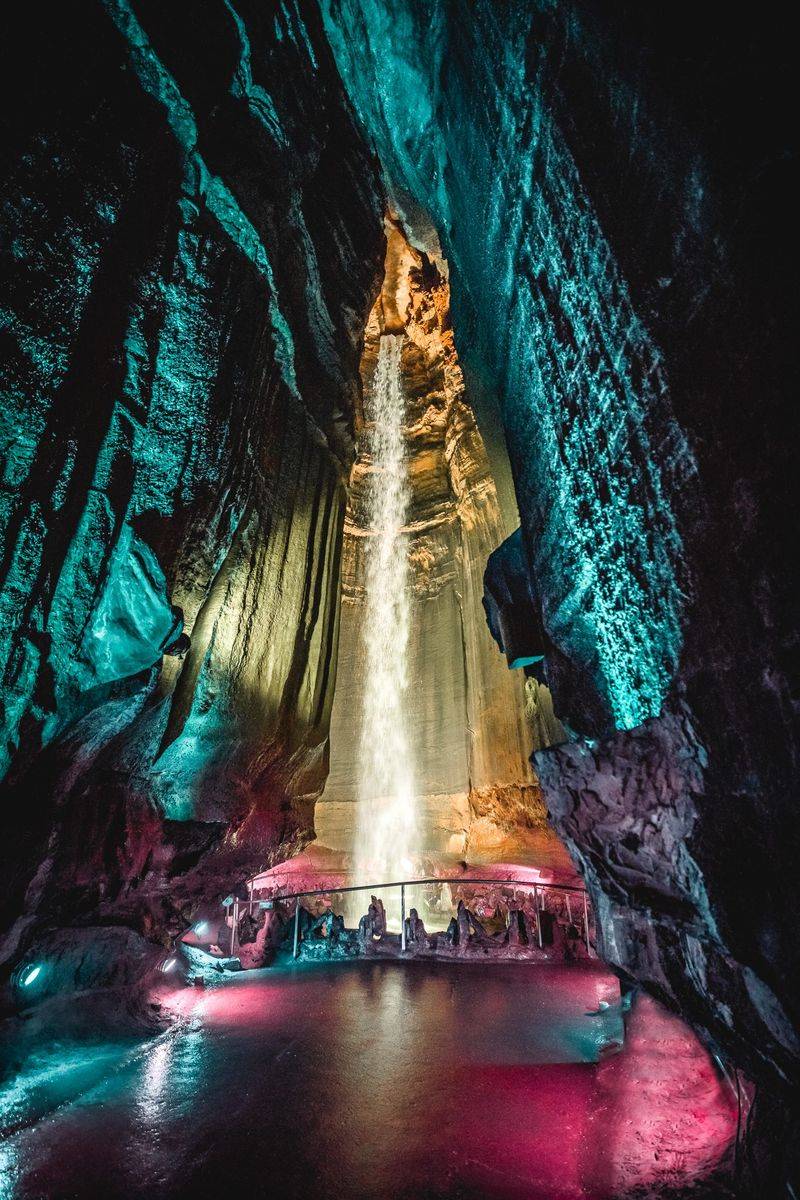 Ruby Falls, Tennessee