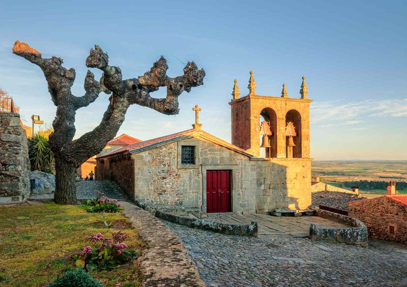Portugal: Inland Towns With Breathing Room