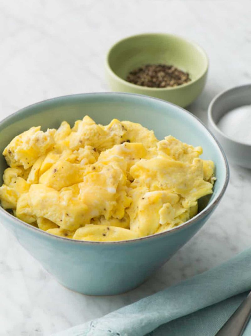 Fluffy Scrambled Egg Bowl