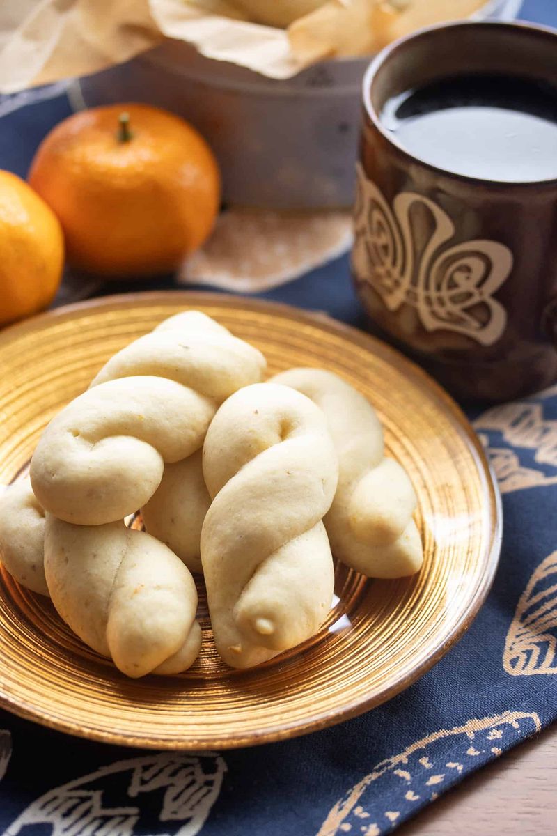 Aniseed Twist Biscuits