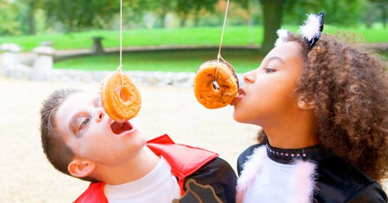 Apple Bobbing Twist