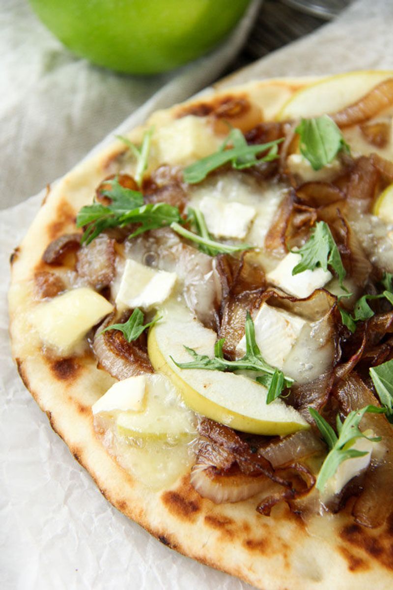 Apple and Brie Flatbread