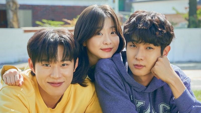 Our Beloved Summer (2021-2022): Old Footage, Unfinished Feelings