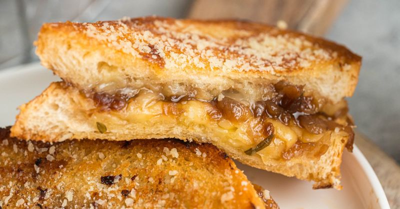 Grilled Cheese Crunch