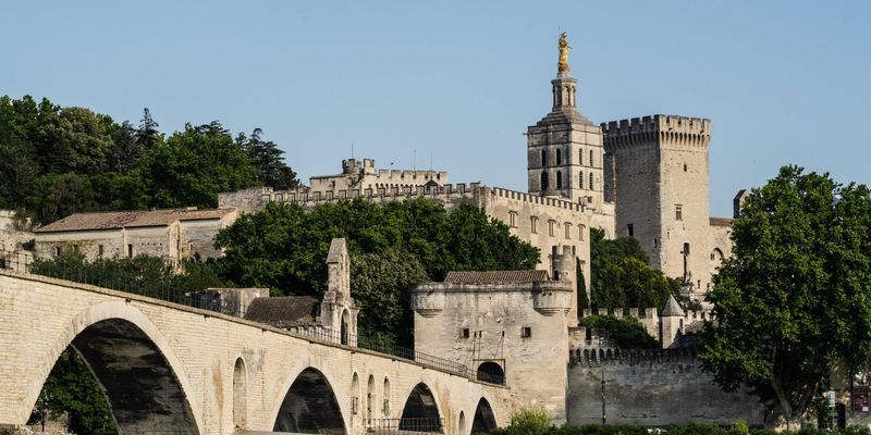 Avignon: A Mighty Palace Behind the Walls