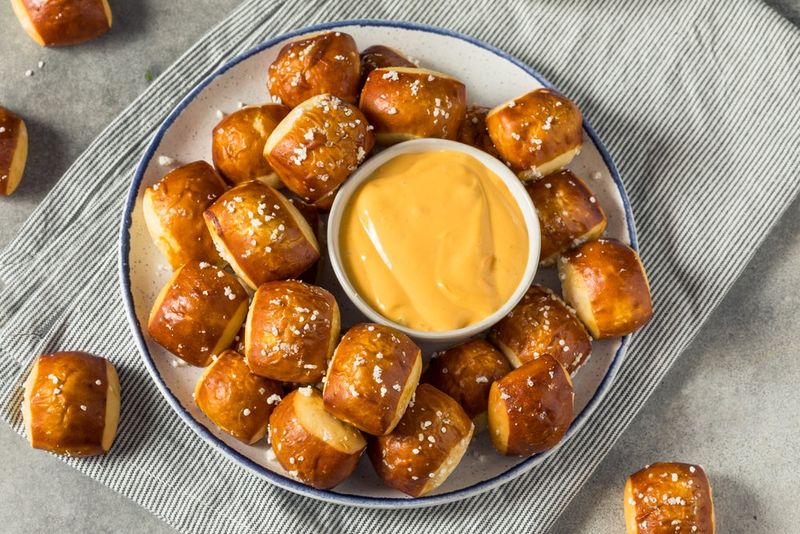 Soft Pretzel Bites With Cheese Sauce
