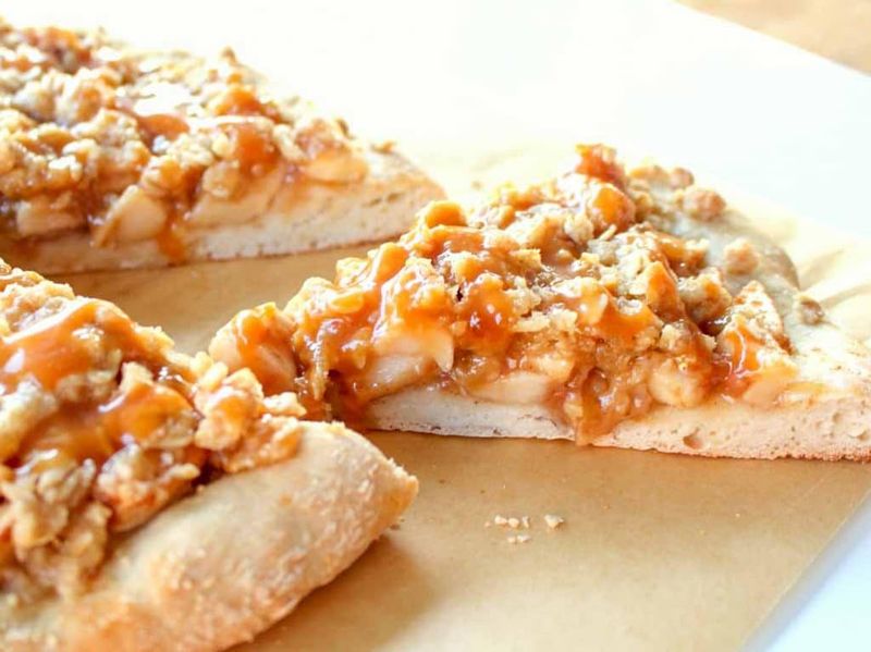 Apple Pie Pizza