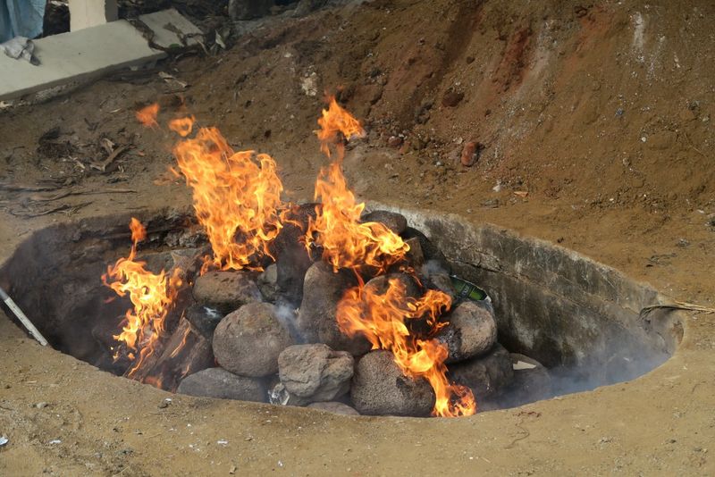 Pit Cooking Underground