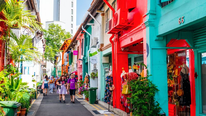 Singapore: Walk Smart in the Tropics