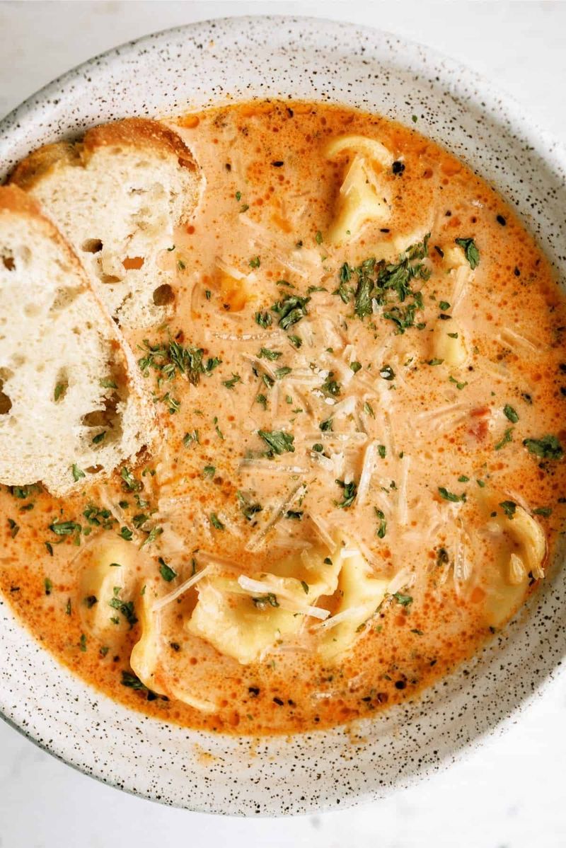 Creamy Tomato Tortellini Soup