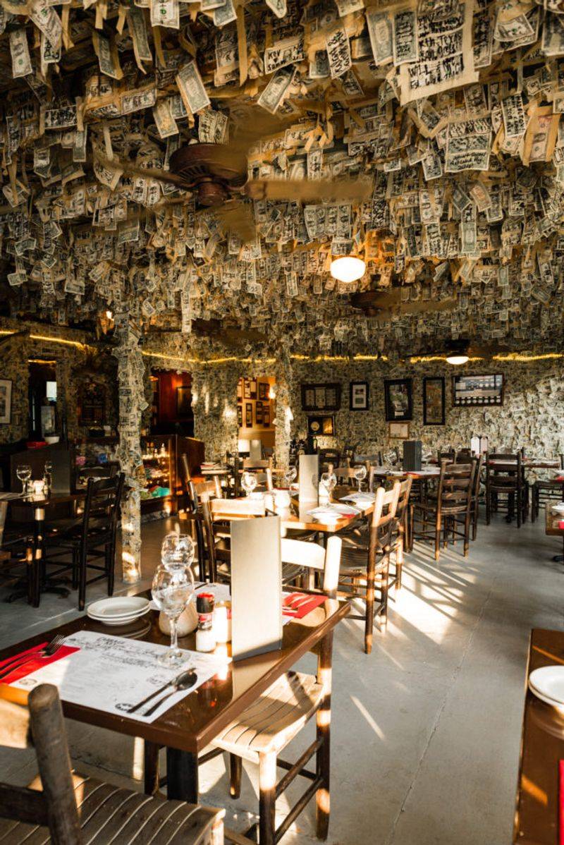 Cabbage Key: Lunch Beyond the Road