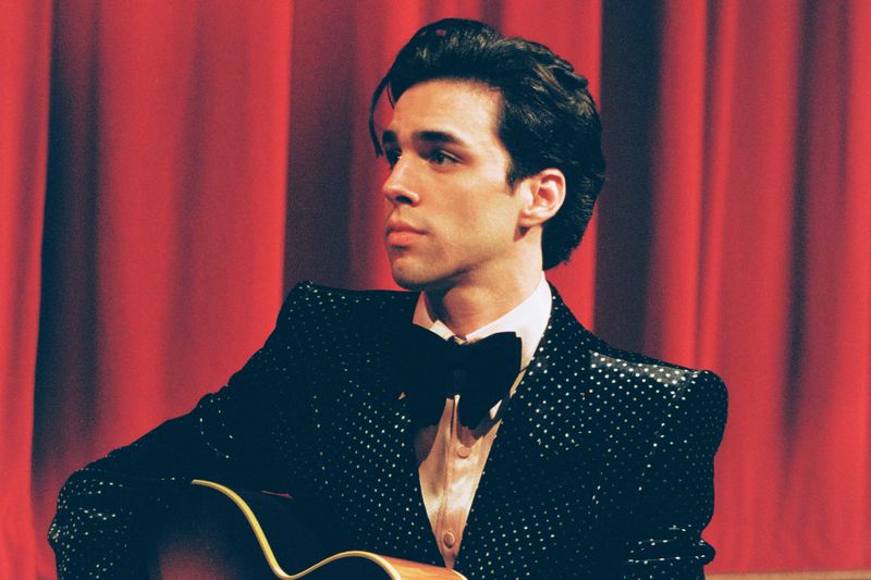 Stephen Sanchez: A Modern Voice With Vintage Charm
