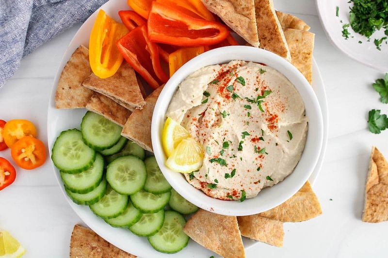 Garlicky Hummus