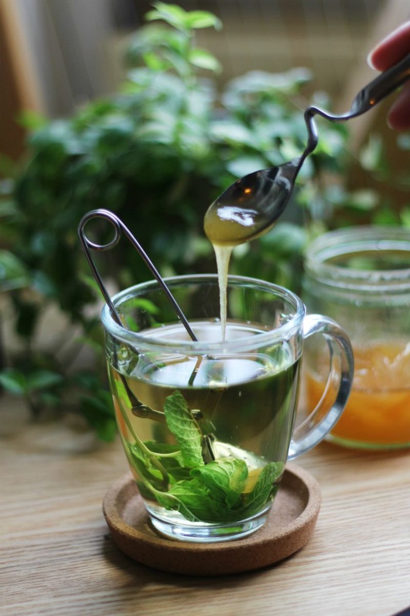 Soothing Fresh Mint Tea