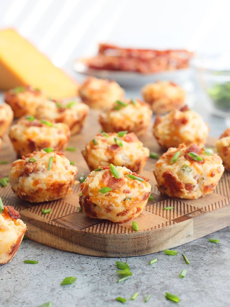Cheesy Bacon Muffins