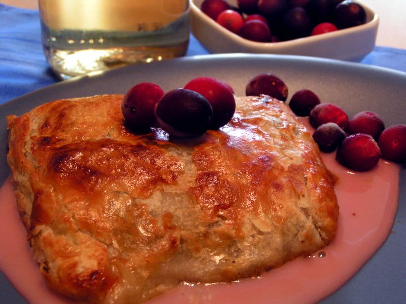 Baked Brie Puff Pastry Chicken