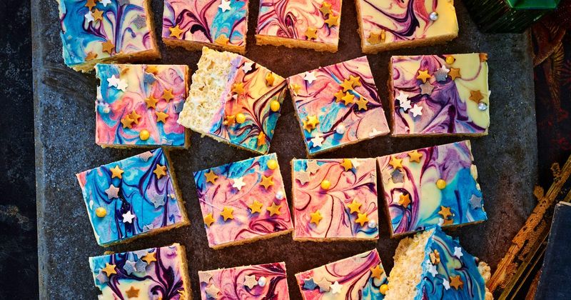 Galaxy Swirl Treats