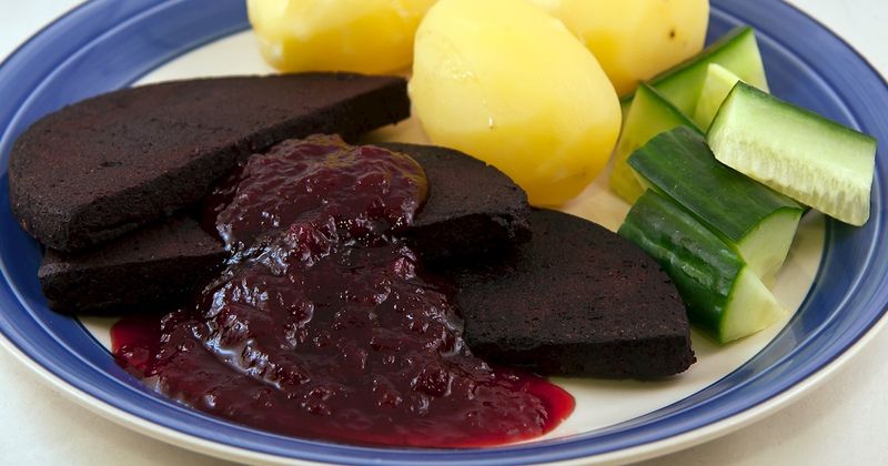 Blodpudding: A Dark Slice of Swedish Tradition