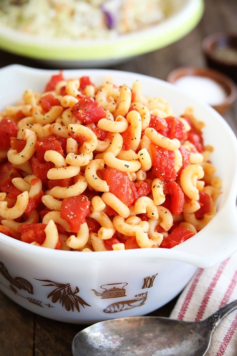 Budget-Friendly Macaroni With Tomatoes