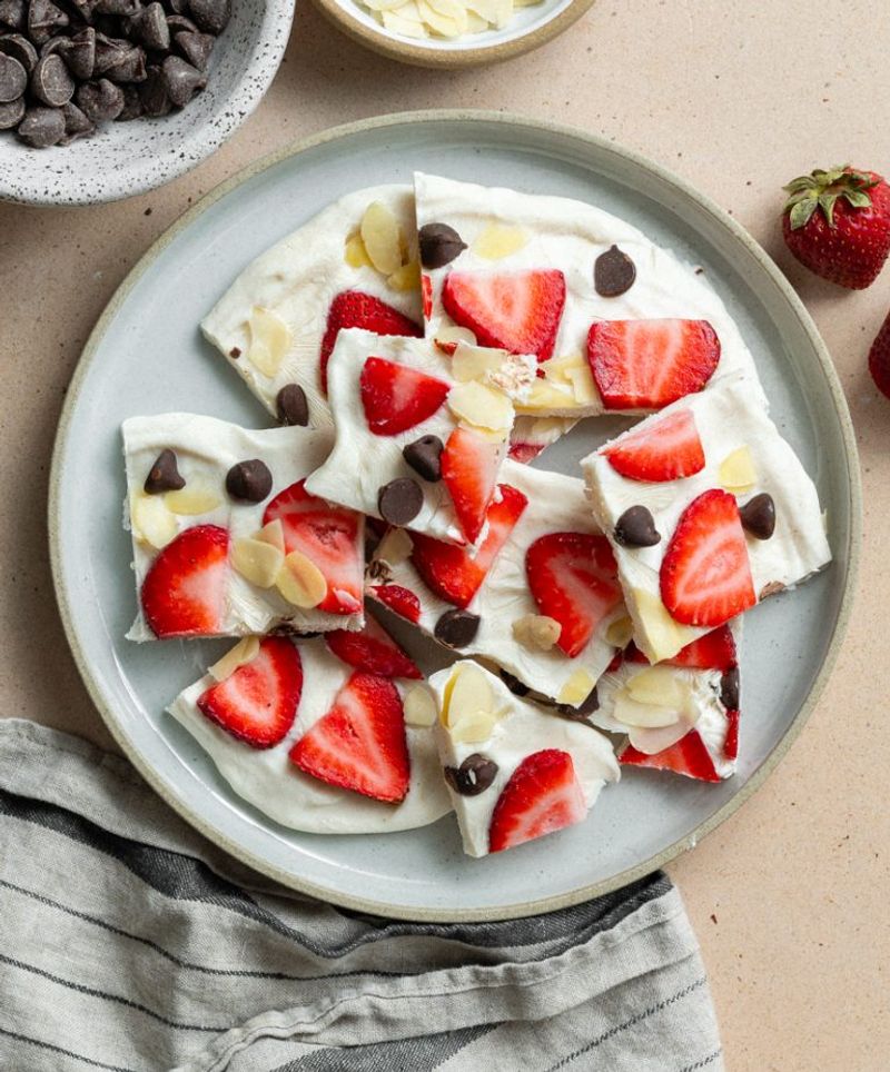 Frozen Yogurt Bark