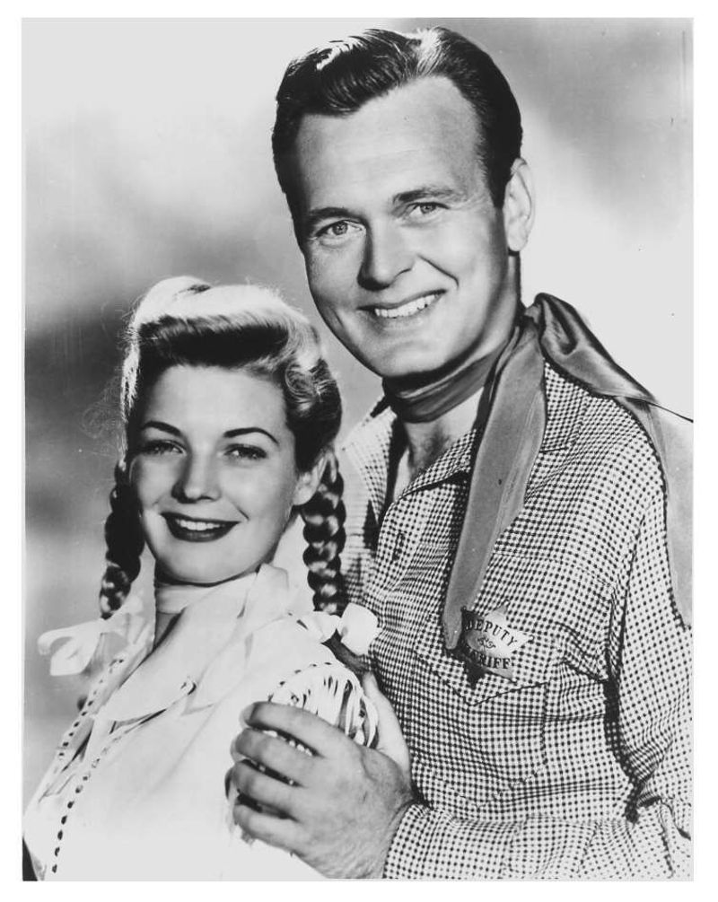 Annie Oakley: A 1954 Lead