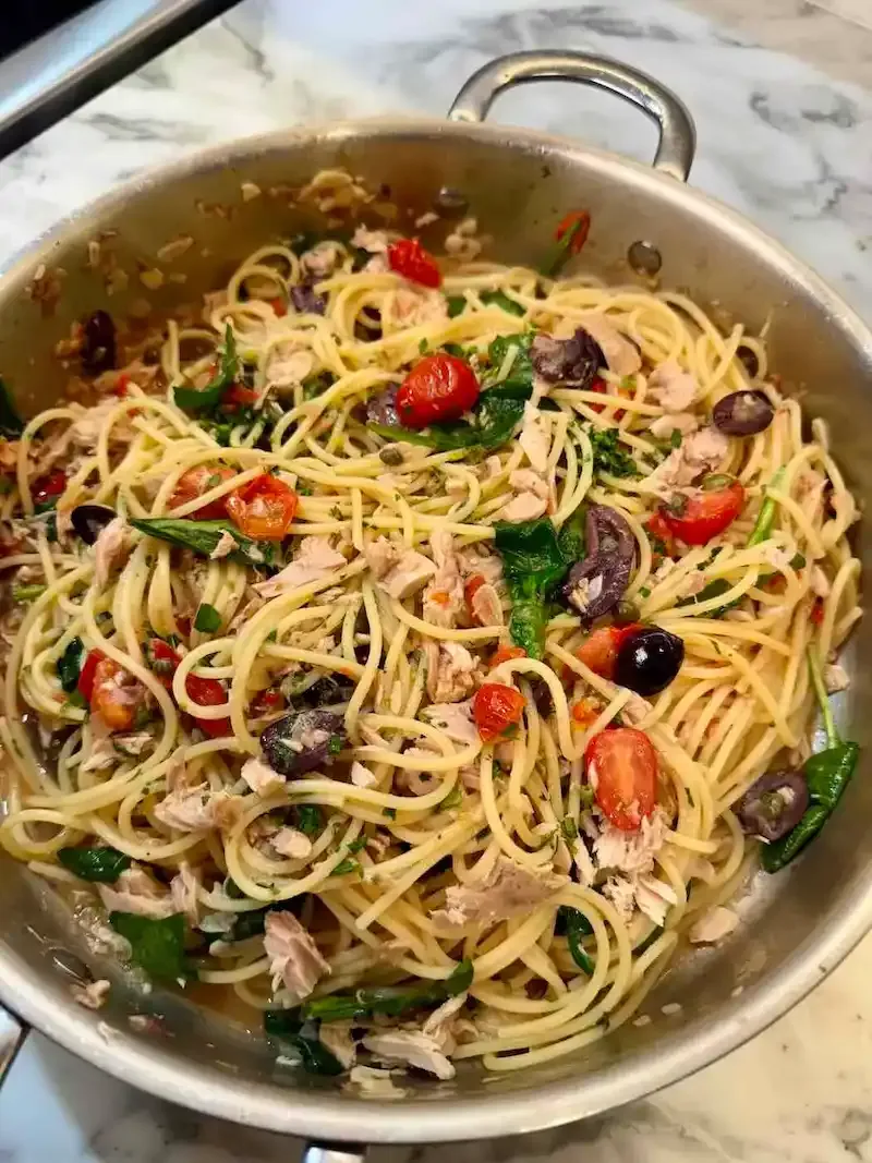 Mediterranean Tuna Pasta