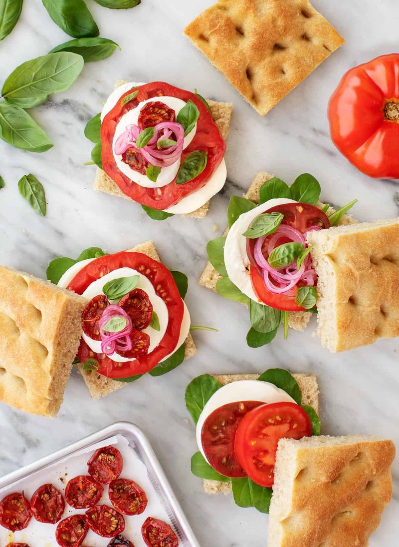 Tomato and Basil Rounds