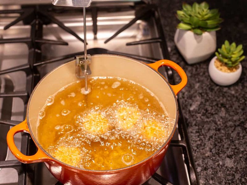 Pick an Oil That Handles Heat