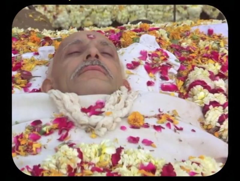 Gandhi (1982)