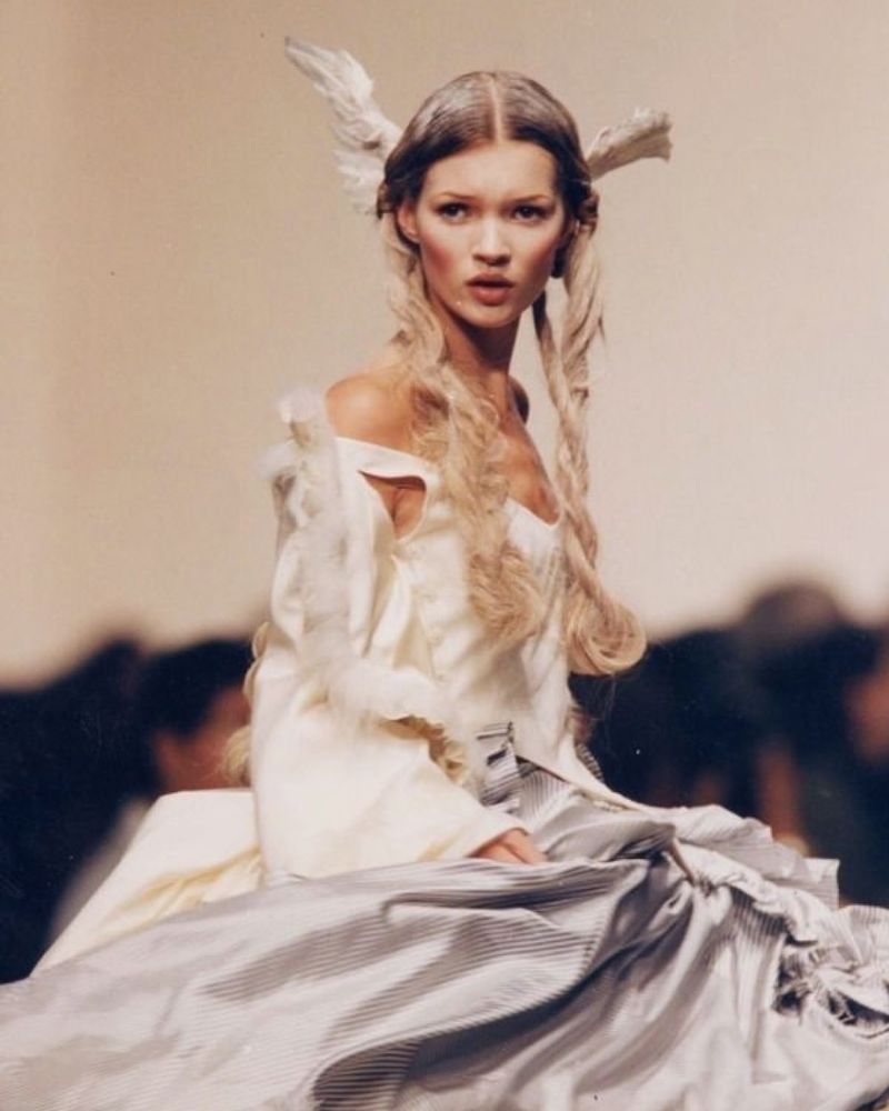 Kate Moss: Fashion Contracts Fell After Drug Headlines