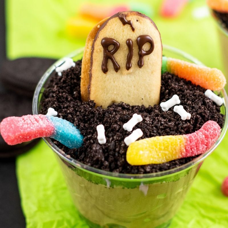 Graveyard Dirt Pudding Cups